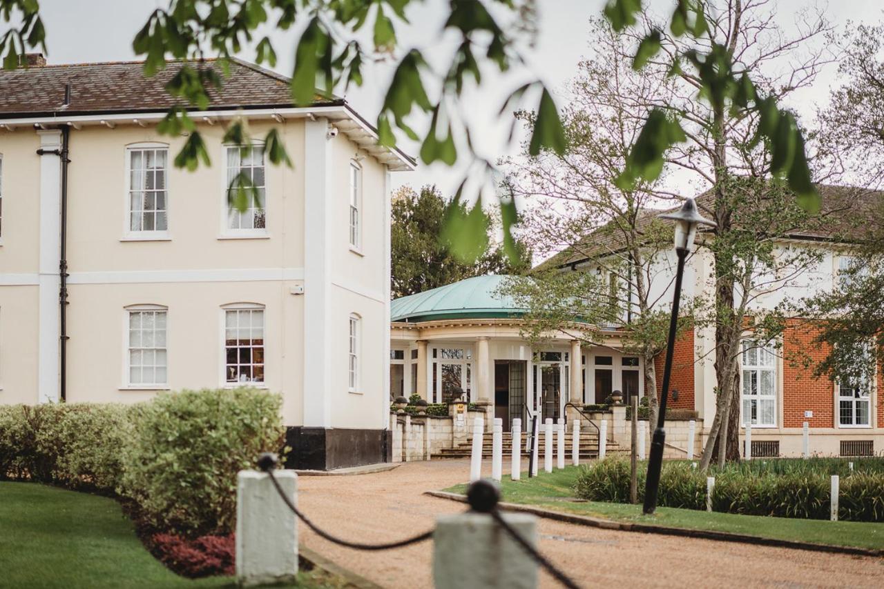 Greenwoods Hotel & Spa Stock Exterior photo