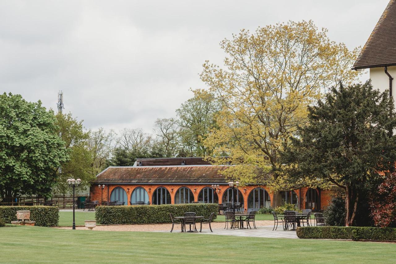 Greenwoods Hotel & Spa Stock Exterior photo